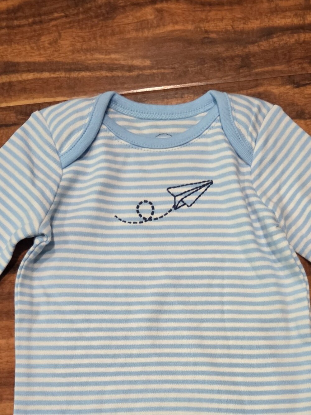 Gymboree NWT 0-3 Month Blue Hooded Sweatshirt, Pants, Striped Bodysuit & Booties - Picture 8 of 15
